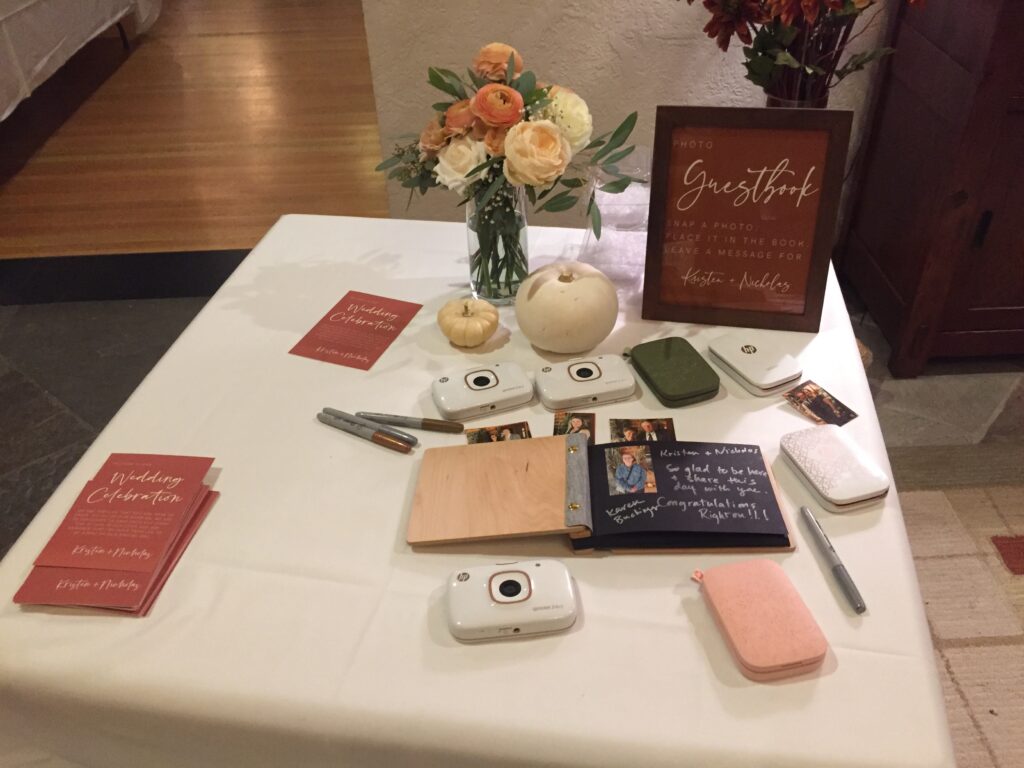 guestbook_Open02